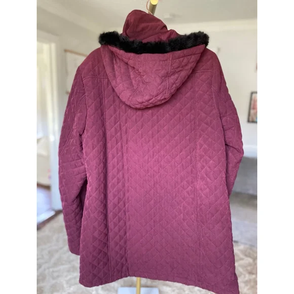 Christopher & Banks Quilted Peacoat Maroon Toggle Button Hooded Jacket L Classic - Picture 3 of 12